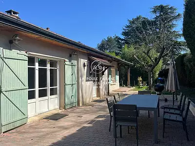 Maison, 240 m²