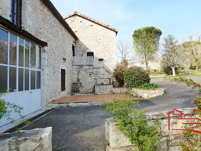 Maison, 275 m²