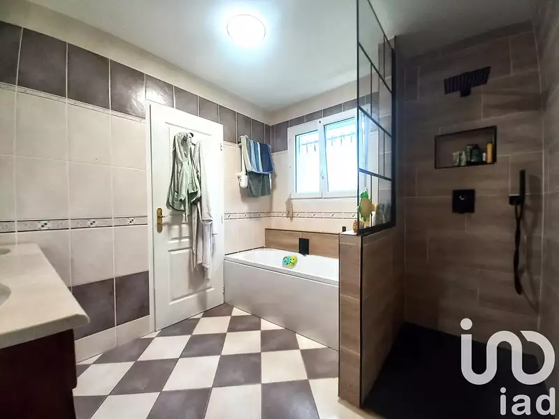 Maison, 134 m²