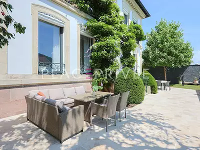 Maison, 385 m²