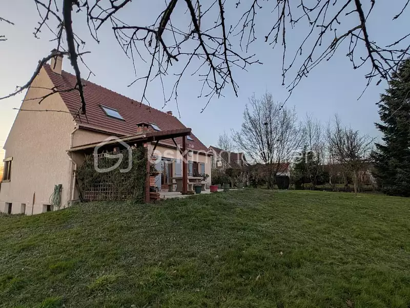 Maison, 145 m²