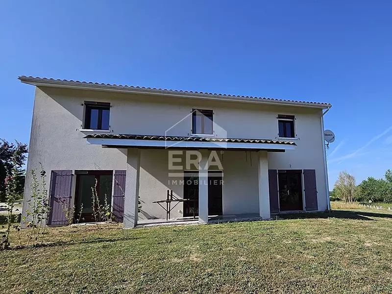 Maison, 143 m²