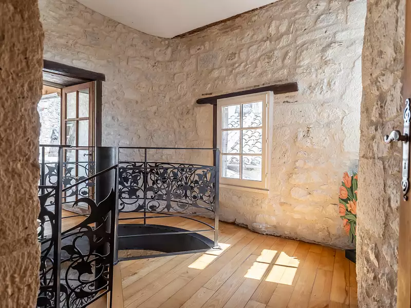 Maison, 260 m²