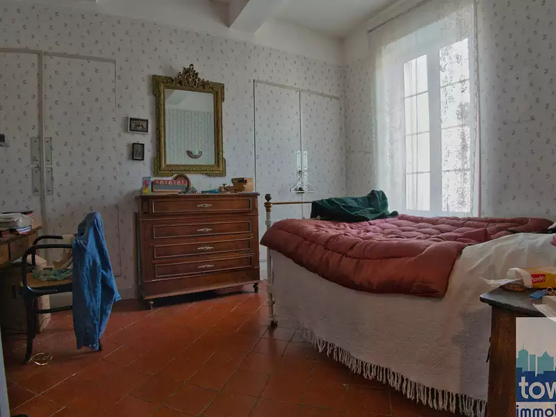 Maison, 220 m²