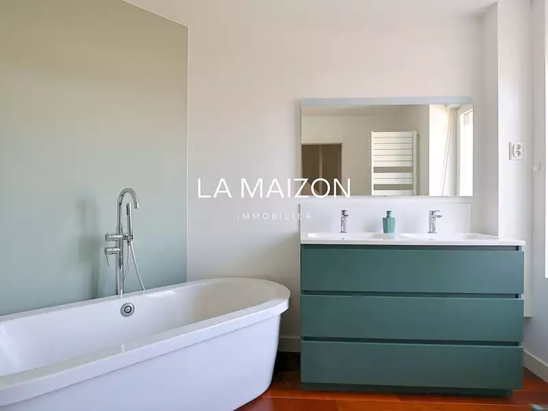 Maison, 115 m²