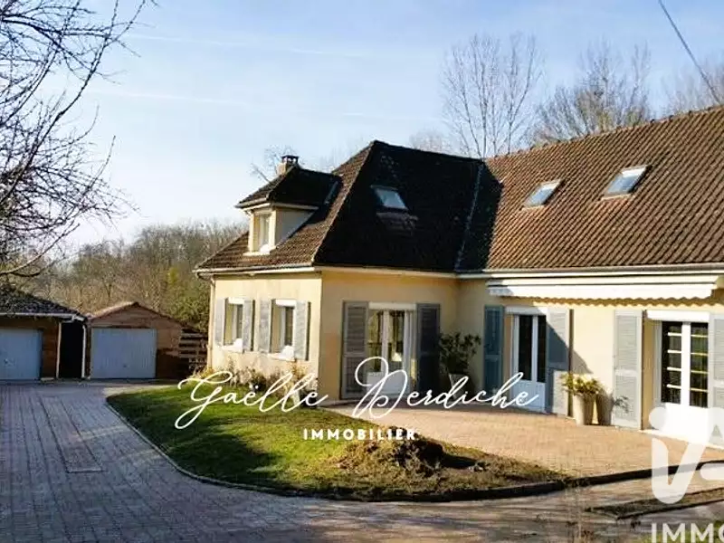 Maison, 210 m²
