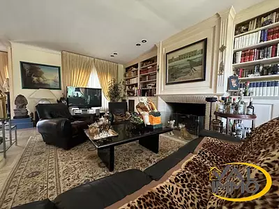 Maison, 270 m²