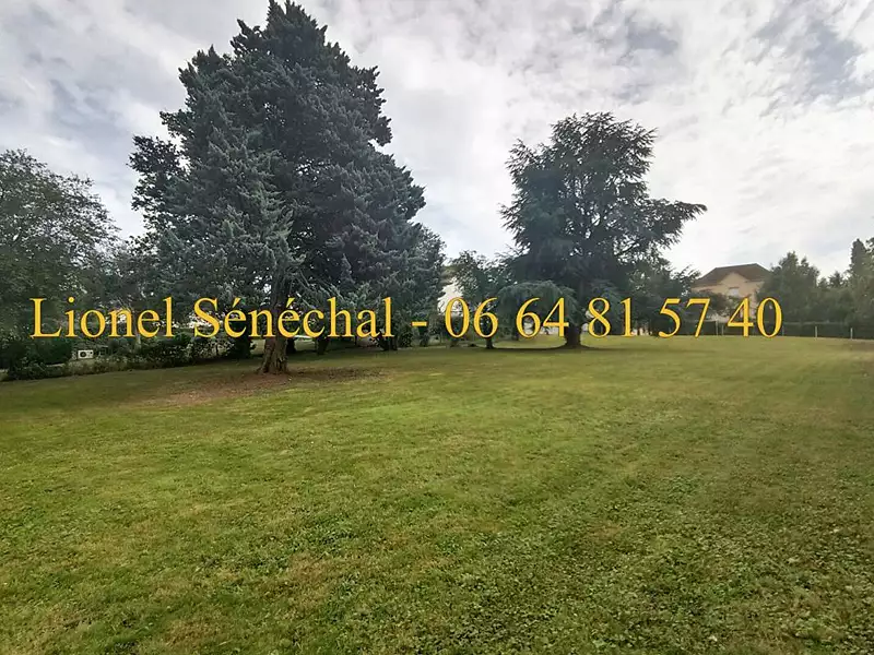 Terrain, 1 525 m²