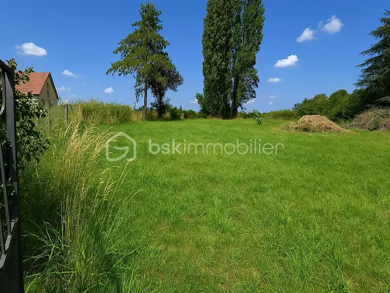 Terrain, 850 m²