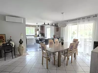 Maison, 141 m²