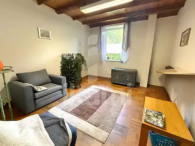 Immeuble, 329 m²