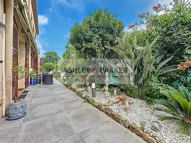 Maison, 163,65 m²