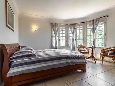 Maison, 278 m²