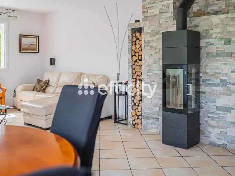 Maison, 169 m²
