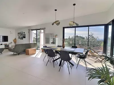 Maison, 164 m²