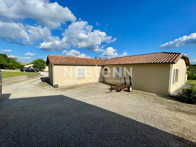 Maison, 176 m²