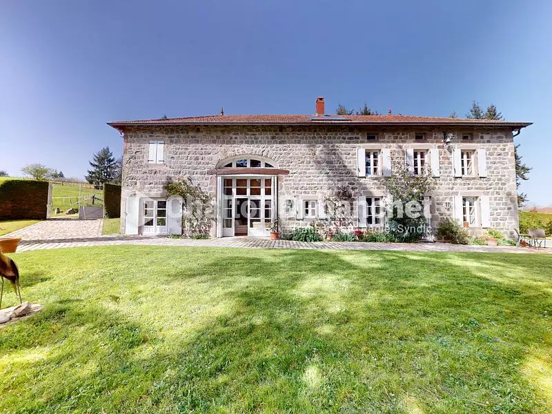 Maison, 380 m²