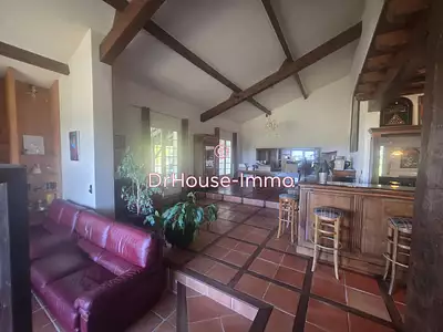 Maison, 266 m²