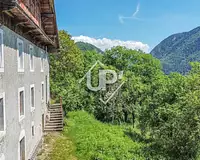 Maison, 218 m²