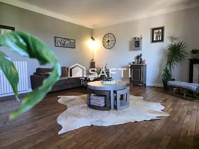 Maison, 210 m²