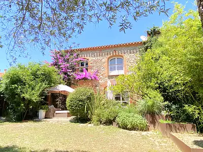 Maison, 240 m²