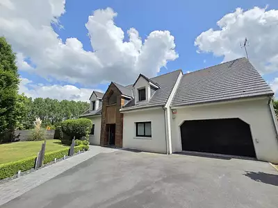 Maison, 196 m²