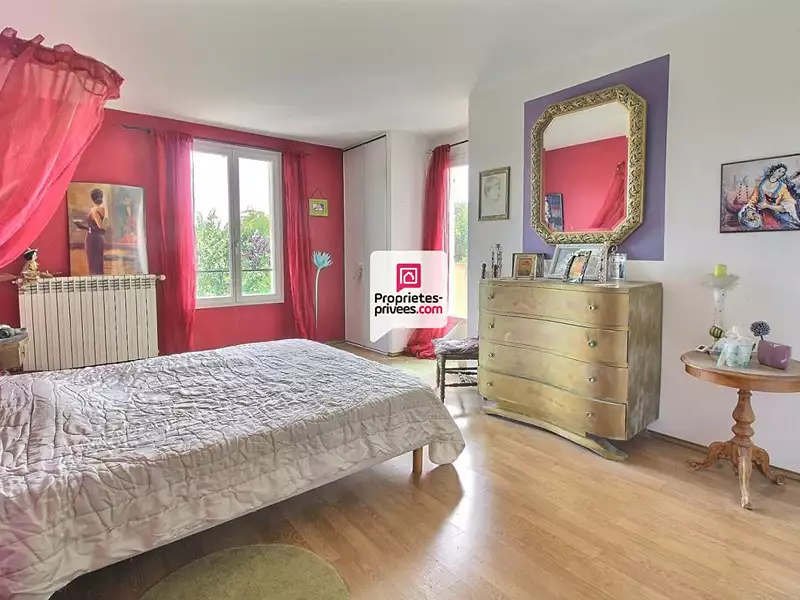 Maison, 230 m²