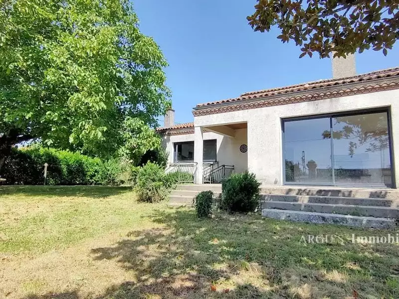 Maison, 260 m²