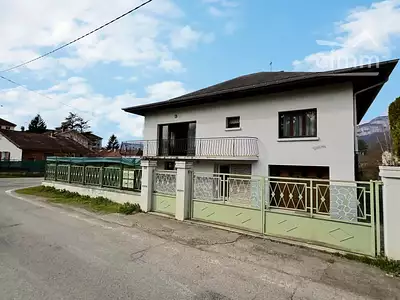 Maison, 186 m²