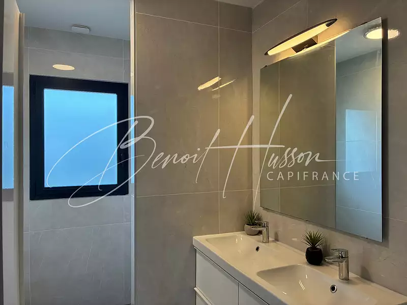 Maison, 169 m²