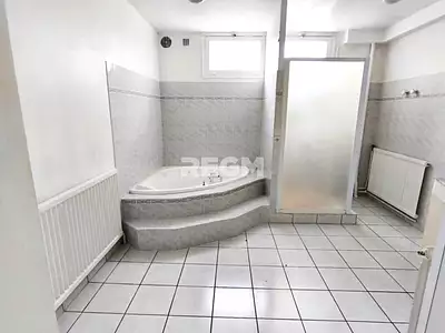 Maison, 200 m²