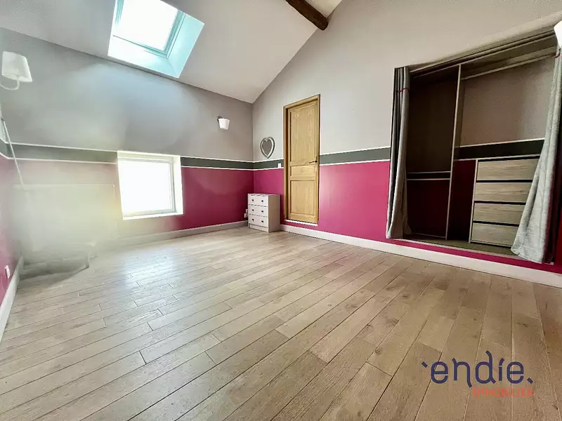 Maison, 258 m²