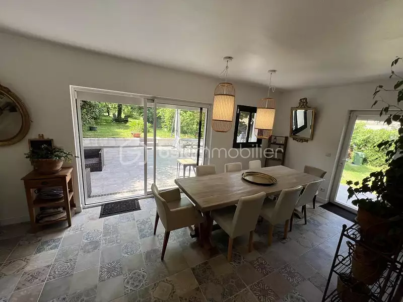 Maison, 165 m²