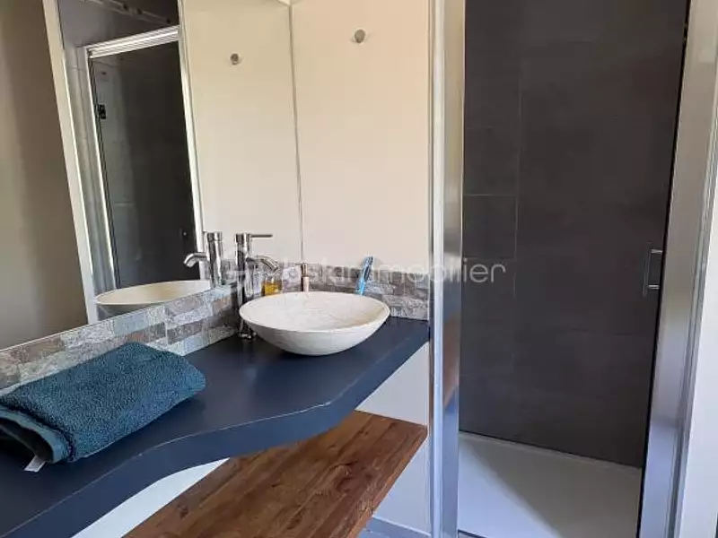 Maison, 151 m²