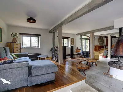 Maison, 233 m²