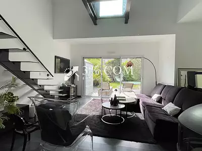 Maison, 146 m²