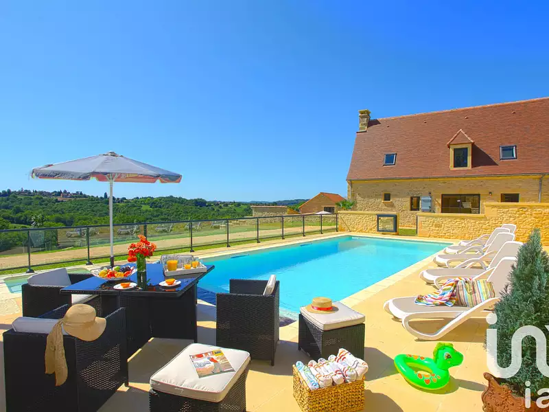 Maison, 760 m²