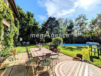 Maison, 168 m²