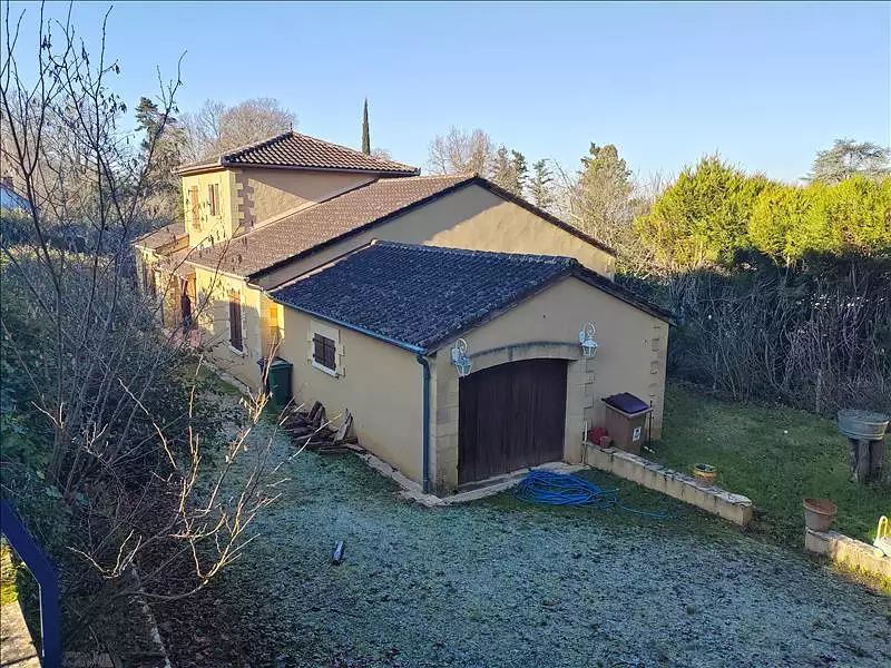 Maison, 153 m²