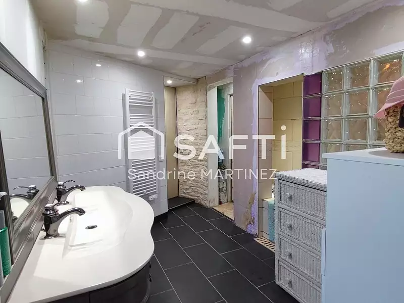 Maison, 93 m²