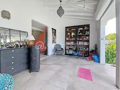 Maison, 163 m²