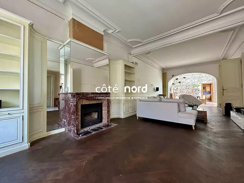 Maison, 350 m²