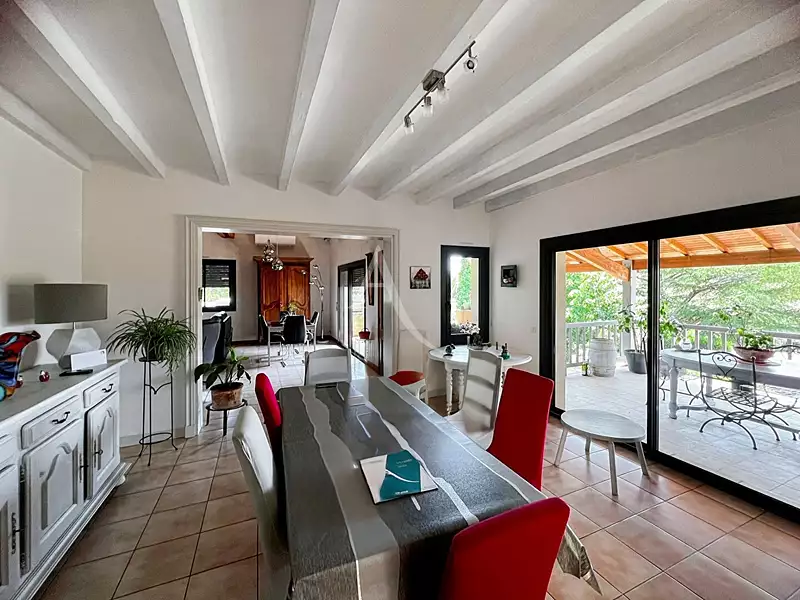 Maison, 202 m²