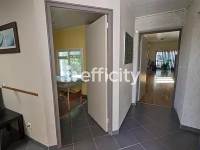 Maison, 242 m²