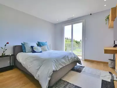 Maison, 240 m²