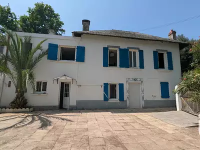 Maison, 241 m²