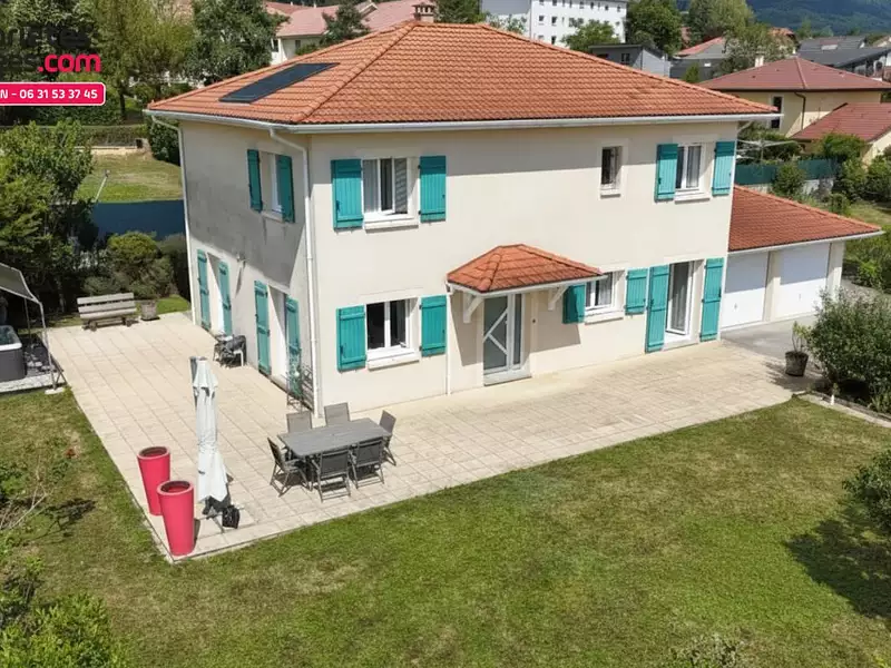 Maison, 170 m²