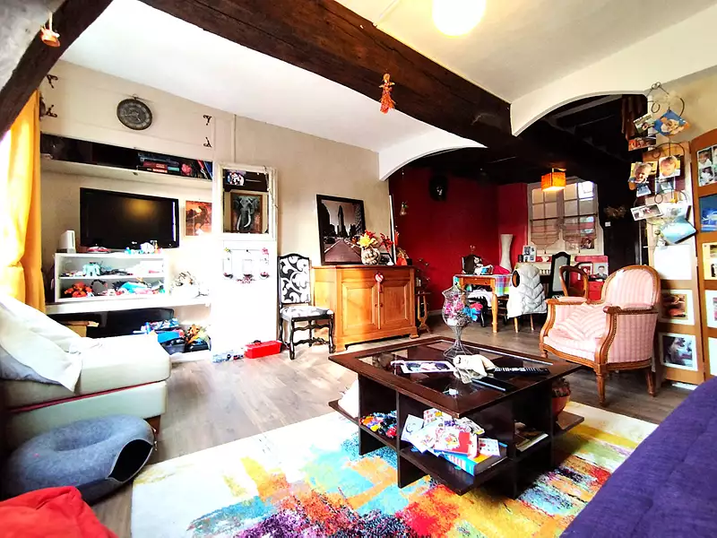 Immeuble, 194,36 m²