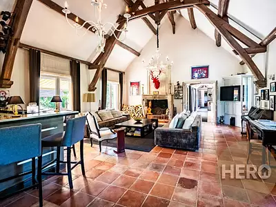 Maison, 345 m²