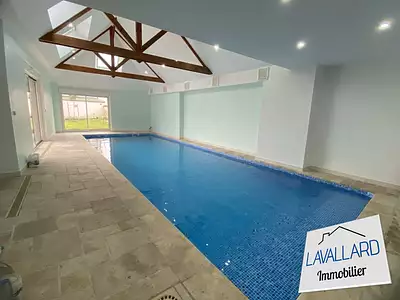 Maison, 350 m²
